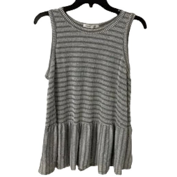 Caution To The Wind Sleeveless Peplum Top. Gray/White. Medium. Comfy - Picture 1 of 6